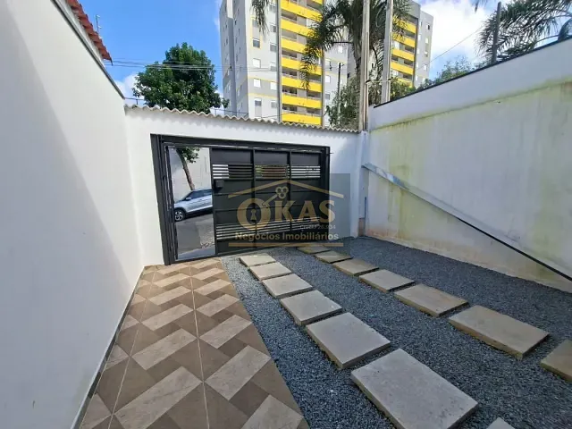 Casa com 150m² 3 quartos e 2 banheiros, à venda, no bairro Jardim das Flores em Suzano