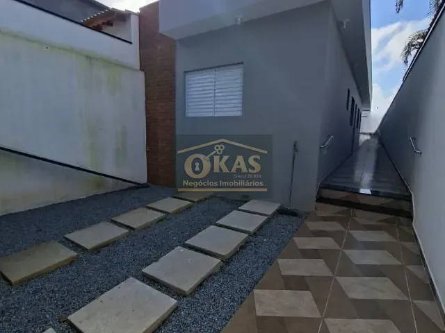 Casa com 150m² 3 quartos e 2 banheiros, à venda, no bairro Jardim das Flores em Suzano
