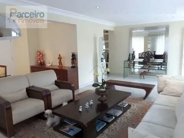 Casa com 1000m² 3 quartos e 7 banheiros, à venda, no bairro Campo Belo em São Paulo