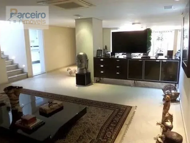 Casa com 1000m² 3 quartos e 7 banheiros, à venda, no bairro Campo Belo em São Paulo