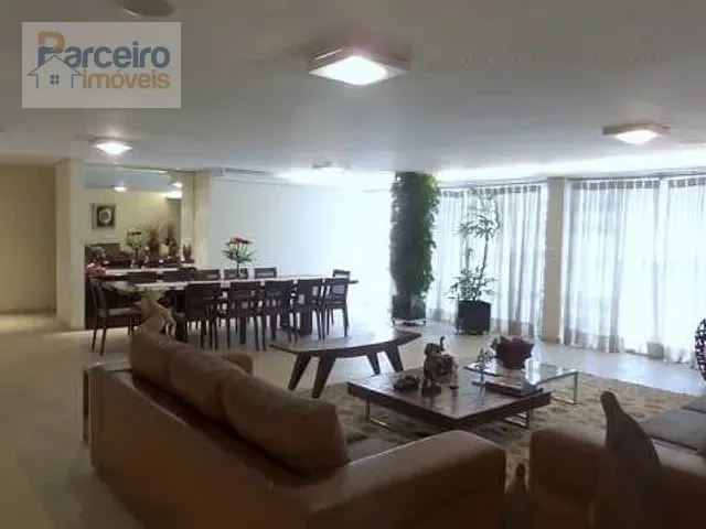 Casa com 1000m² 3 quartos e 7 banheiros, à venda, no bairro Campo Belo em São Paulo