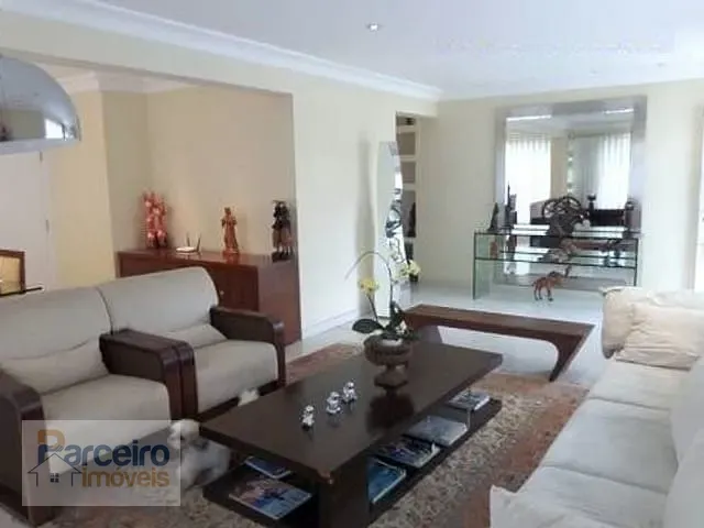 Casa com 1000m² 3 quartos e 7 banheiros, à venda, no bairro Campo Belo em São Paulo