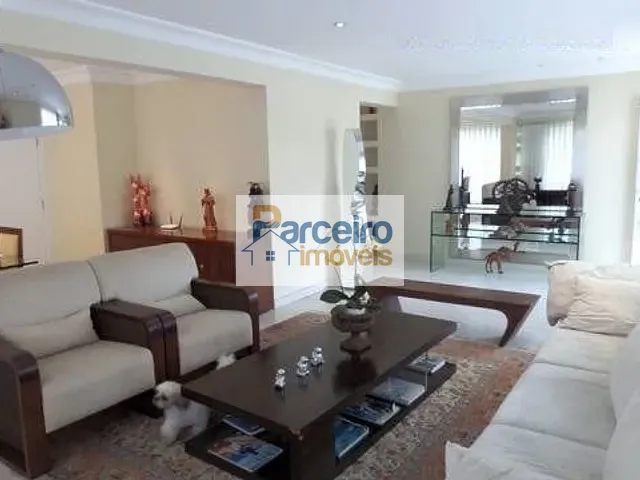 Casa com 1000m² 3 quartos e 7 banheiros, à venda, no bairro Campo Belo em São Paulo