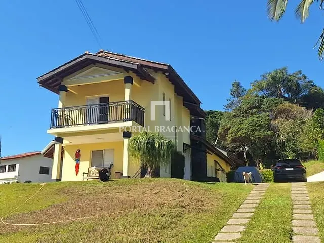 Casa com 2355m² 4 quartos e 6 banheiros, à venda, no bairro Condomínio Jardim das Palmeiras em Bragança Paulista
