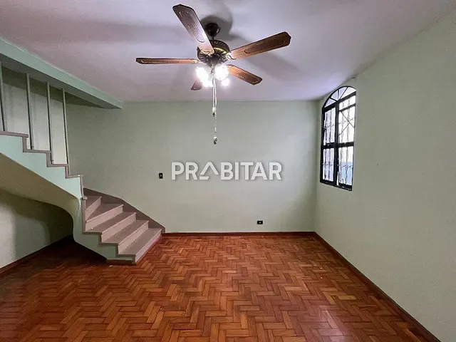 Casa com 244m² 4 quartos e 2 banheiros, à venda, no bairro Alto da Lapa em São Paulo