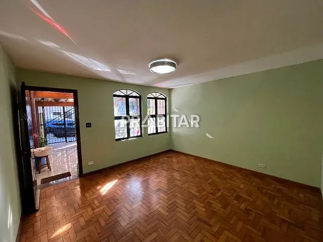 Casa com 244m² 4 quartos e 2 banheiros, à venda, no bairro Alto da Lapa em São Paulo
