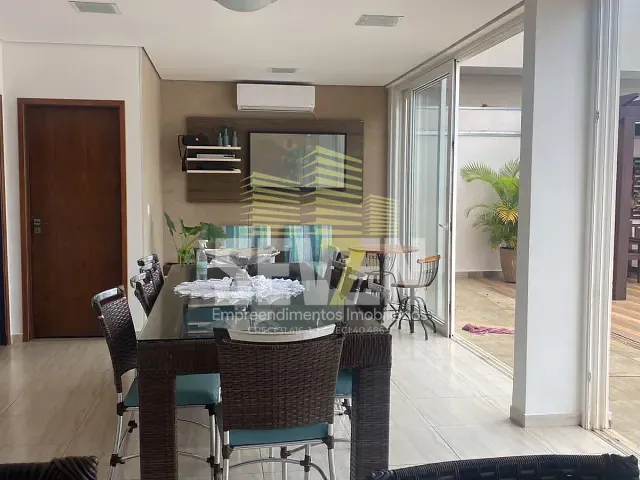 Casa com 450m², à venda, no bairro Residencial Village Campo Novo em Bauru