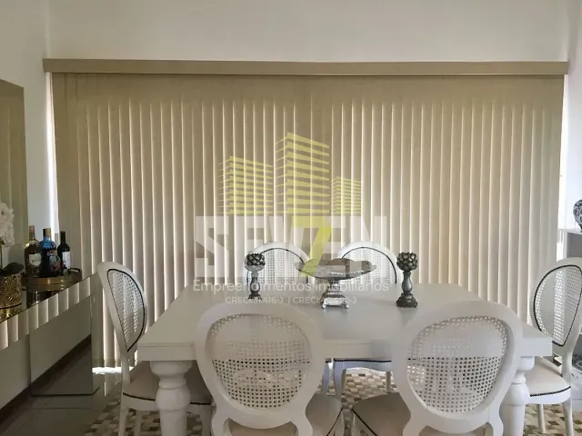 Casa com 450m², à venda, no bairro Residencial Village Campo Novo em Bauru