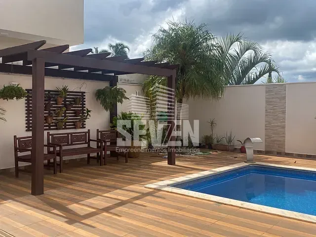 Casa com 450m², à venda, no bairro Residencial Village Campo Novo em Bauru