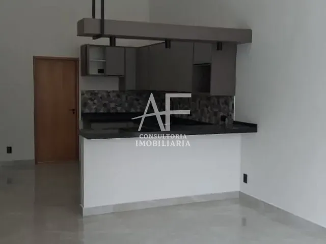 Casa com 253m², à venda, no bairro Parque dos Pinheiros em Tremembé