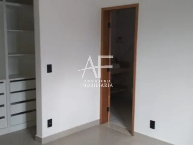 Casa com 253m², à venda, no bairro Parque dos Pinheiros em Tremembé