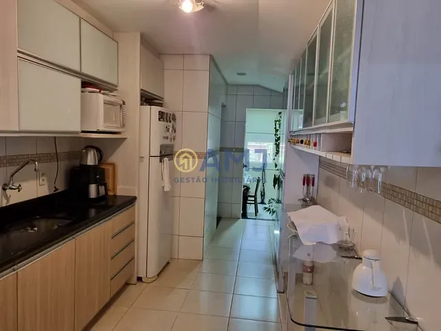 Casa com 250m² 3 quartos e 2 banheiros, à venda, no bairro Sítio de Recreio Ipê em Goiânia
