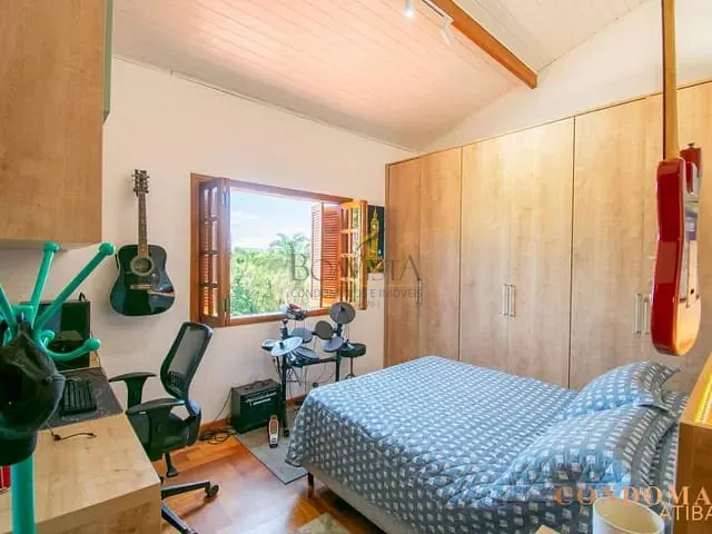 Casa com 1100m² 3 quartos e 4 banheiros, à venda, no bairro Residencial Parque Itapetinga em Atibaia