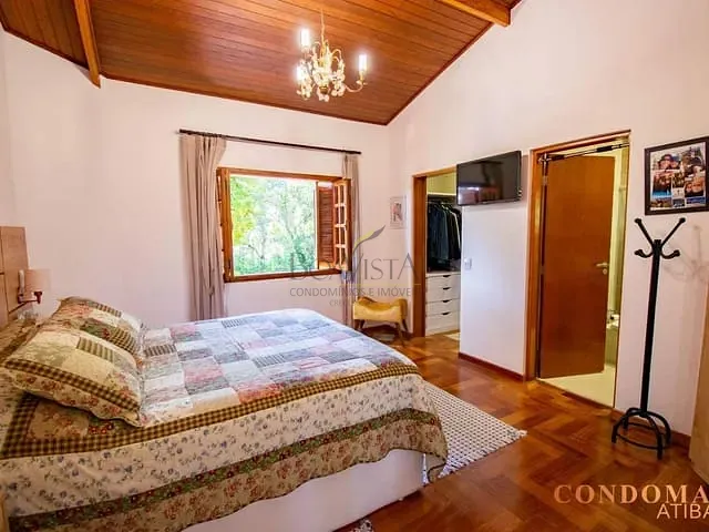 Casa com 1100m² 3 quartos e 4 banheiros, à venda, no bairro Residencial Parque Itapetinga em Atibaia