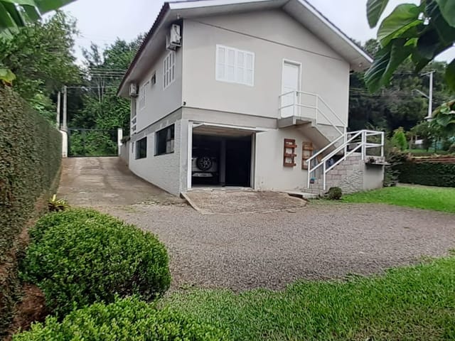 Foto do Casa - Casa duplex com  dois dormitórios, em terreno todo cercado, à venda no bairro  Barra do Forqueta no município de  Arroio do Meio / RS | Executivo Imóveis