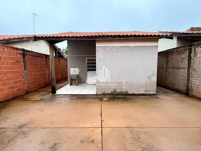 Casa 2 quartos e 1 banheiro, à venda, no bairro Residencial Freitas em Pederneiras