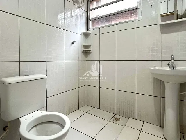 Casa 2 quartos e 1 banheiro, à venda, no bairro Residencial Freitas em Pederneiras