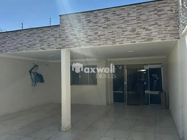 Casa com 192m² 3 quartos e 2 banheiros, à venda, no bairro Residencial Village Garavelo em Aparecida de Goiânia