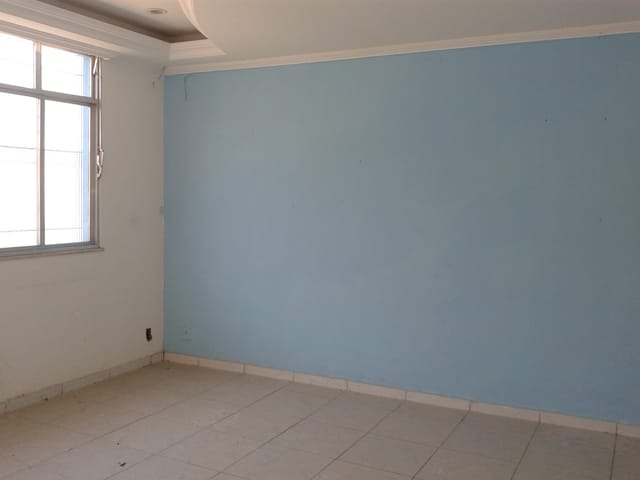 Casa com 92m², à venda, no bairro Vila Valqueire em Rio de Janeiro