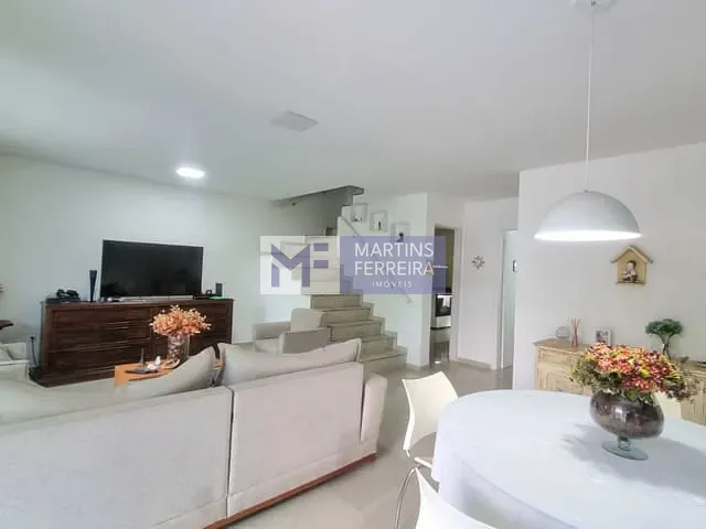 Casa 4 quartos e 4 banheiros, à venda, no bairro Vargem Pequena em Rio de Janeiro