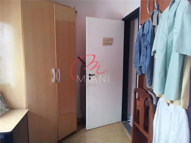 Casa com 250m² 2 quartos e 2 banheiros, à venda, no bairro Jardim Maria Luiza em São Paulo