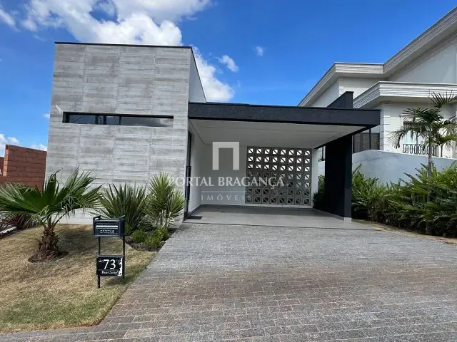 Casa com 455m² 4 quartos e 5 banheiros, à venda, no bairro Condomínio Residencial Campos do Conde em Bragança Paulista