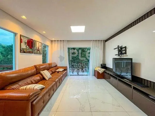 Casa com 1000m² 4 quartos e 7 banheiros, à venda, no bairro Cumbari em Mairiporã