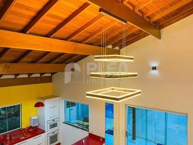 Casa com 1000m² 4 quartos e 7 banheiros, à venda, no bairro Cumbari em Mairiporã