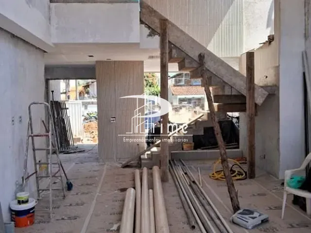 Casa com 384m² 3 quartos e 5 banheiros, à venda, no bairro Itaipu em Niterói