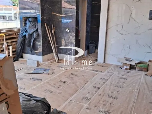 Casa com 384m² 3 quartos e 5 banheiros, à venda, no bairro Itaipu em Niterói
