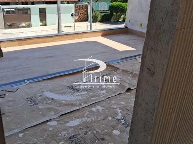 Casa com 384m² 3 quartos e 5 banheiros, à venda, no bairro Itaipu em Niterói