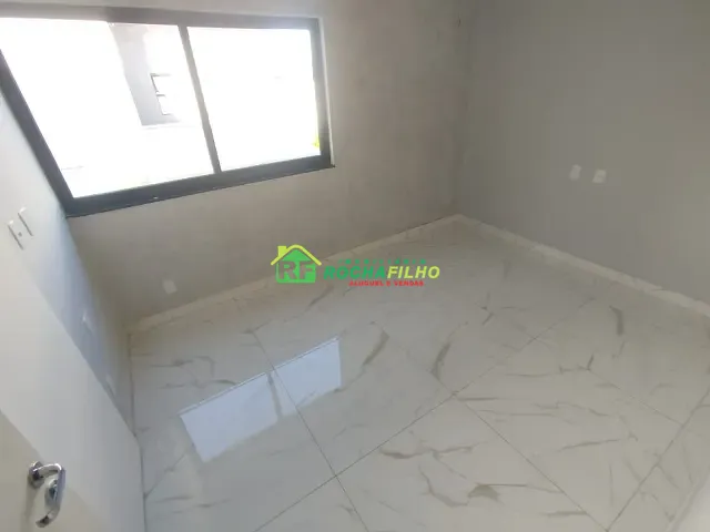 Casa com 201m² 4 quartos e 4 banheiros, para alugar, no bairro Novo Uruguai em Teresina