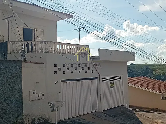 Casa 4 quartos e 4 banheiros, à venda, no bairro Parque dos Municípios II em Guaxupé