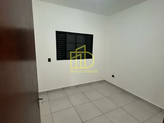 Casa com 200m² 2 quartos e 1 banheiro, à venda, no bairro Iperozinho em Capela do Alto