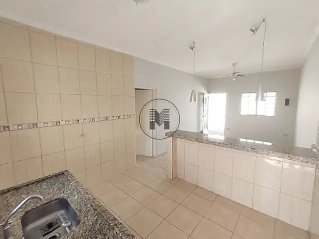 Casa com 378m² 2 quartos e 1 banheiro, à venda, no bairro Belveder Clube Dos 500 em Guaratinguetá
