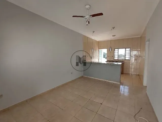 Casa com 378m² 2 quartos e 1 banheiro, à venda, no bairro Belveder Clube Dos 500 em Guaratinguetá