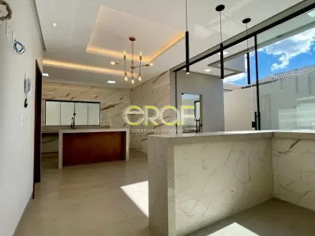 Casa com 200m² 4 quartos e 4 banheiros, à venda, no bairro Jardim Califórnia em Formosa