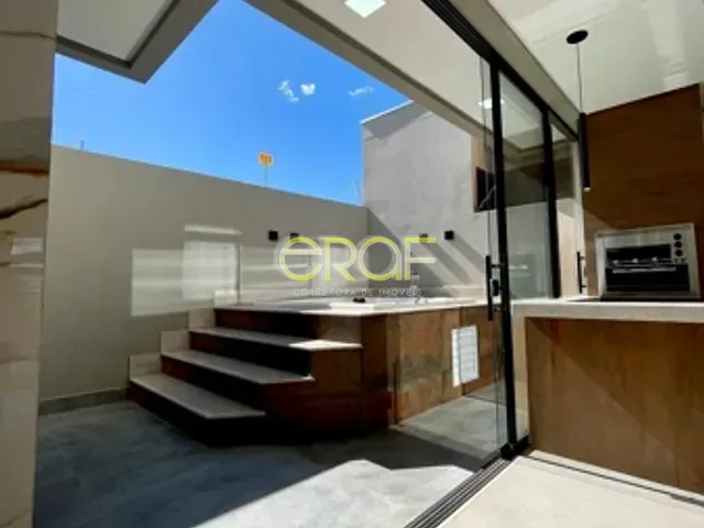 Casa com 200m² 4 quartos e 4 banheiros, à venda, no bairro Jardim Califórnia em Formosa