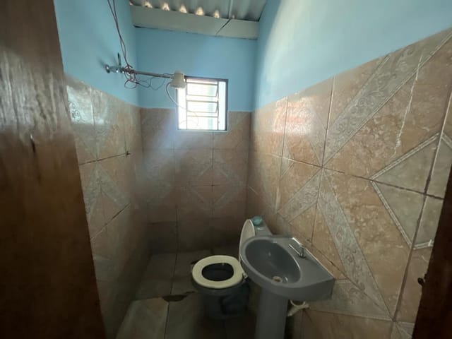 Casa com 150m² 1 quarto e 1 banheiro, à venda, no bairro Conjunto Habitacional Parque Itajaí em Campinas