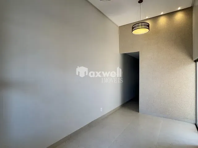 Casa com 180m² 3 quartos e 2 banheiros, à venda, no bairro Setor Serra Dourada - 3ª Etapa em Aparecida de Goiânia