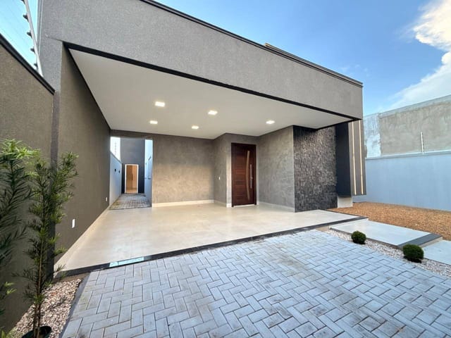 Casa com 420m² 3 quartos e 3 banheiros, à venda, no bairro Residencial Florença em Sinop