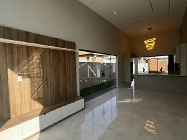 Casa com 370m² 4 quartos e 1 banheiro, à venda, no bairro Cajueiros (Itaipuaçu) em Maricá