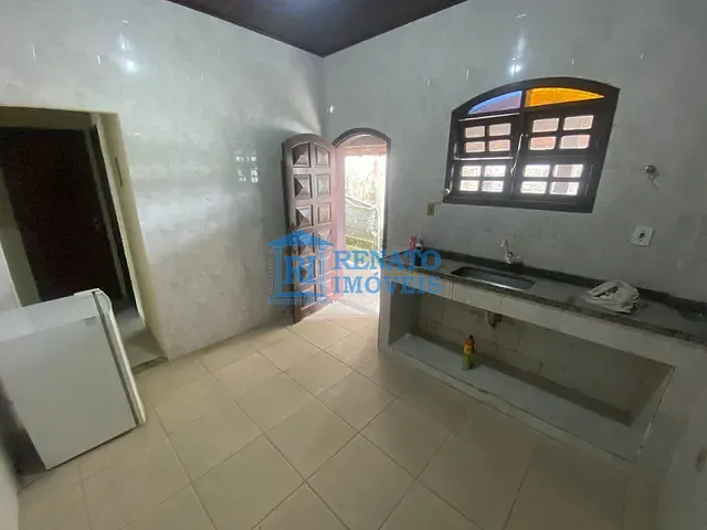 Casa 2 quartos e 1 banheiro, para alugar, no bairro Centro em Maricá