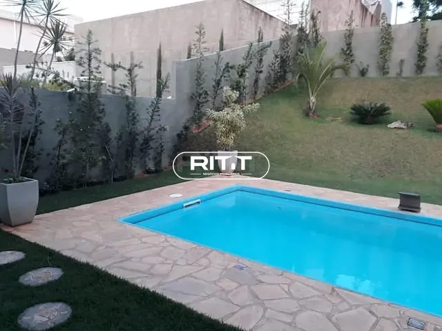 Casa com 482m² 3 quartos e 3 banheiros, à venda, no bairro Residencial Aziz em Louveira