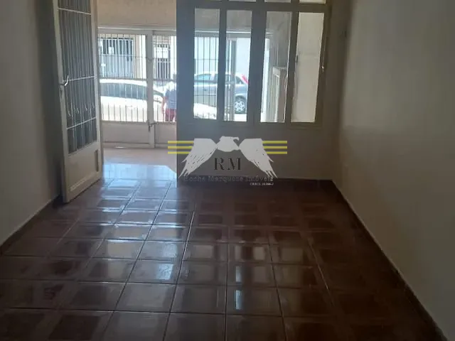 Casa com 100m² 3 quartos e 2 banheiros, à venda ou para alugar, no bairro Parque Maria Luiza em São Paulo