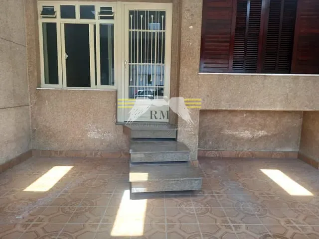 Casa com 100m² 3 quartos e 2 banheiros, à venda ou para alugar, no bairro Parque Maria Luiza em São Paulo