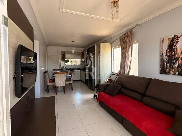 Casa 2 quartos e 1 banheiro, à venda, no bairro Universitário em Tijucas