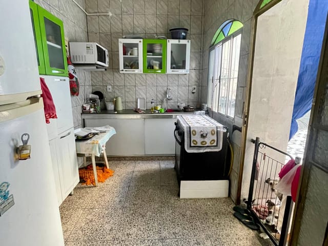 Casa 2 quartos e 1 banheiro, à venda, no bairro Jardim Felicidade em Belo Horizonte