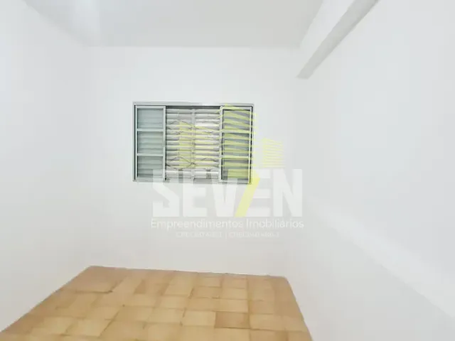 Casa com 450m² 2 quartos e 2 banheiros, à venda, no bairro Jardim Bela Vista em Bauru
