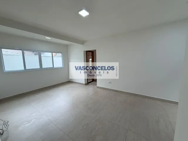 Casa com 250m² 3 quartos e 3 banheiros, para alugar, no bairro Jardim Alvorada em São José dos Campos